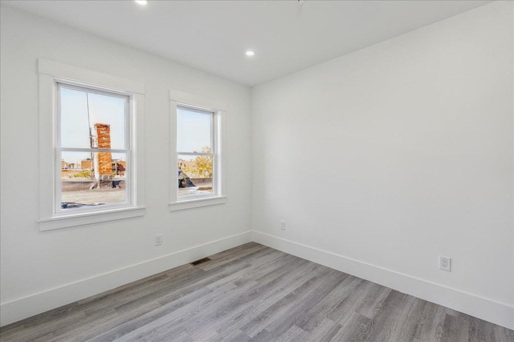 304 Sumner Street, Unit 4 Boston, MA 02128 - Photo 40 of 40