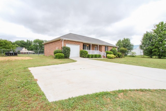 1220 New Hope Road Anderson, SC 29625 - Photo 3 of 24