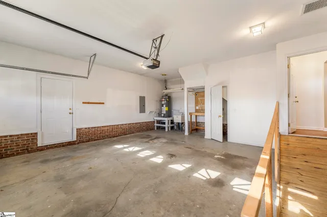 $315,000 | 7 Willow Wood Court, Taylors, SC 29687