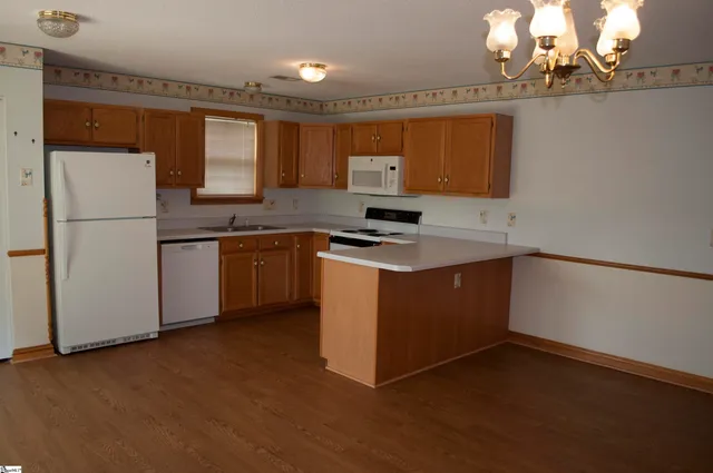 $359,900 | 7 Willow Wood Court, Taylors, SC 29687