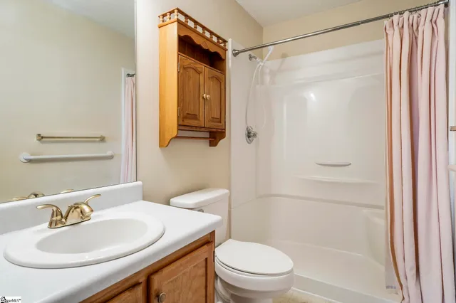 $315,000 | 7 Willow Wood Court, Taylors, SC 29687