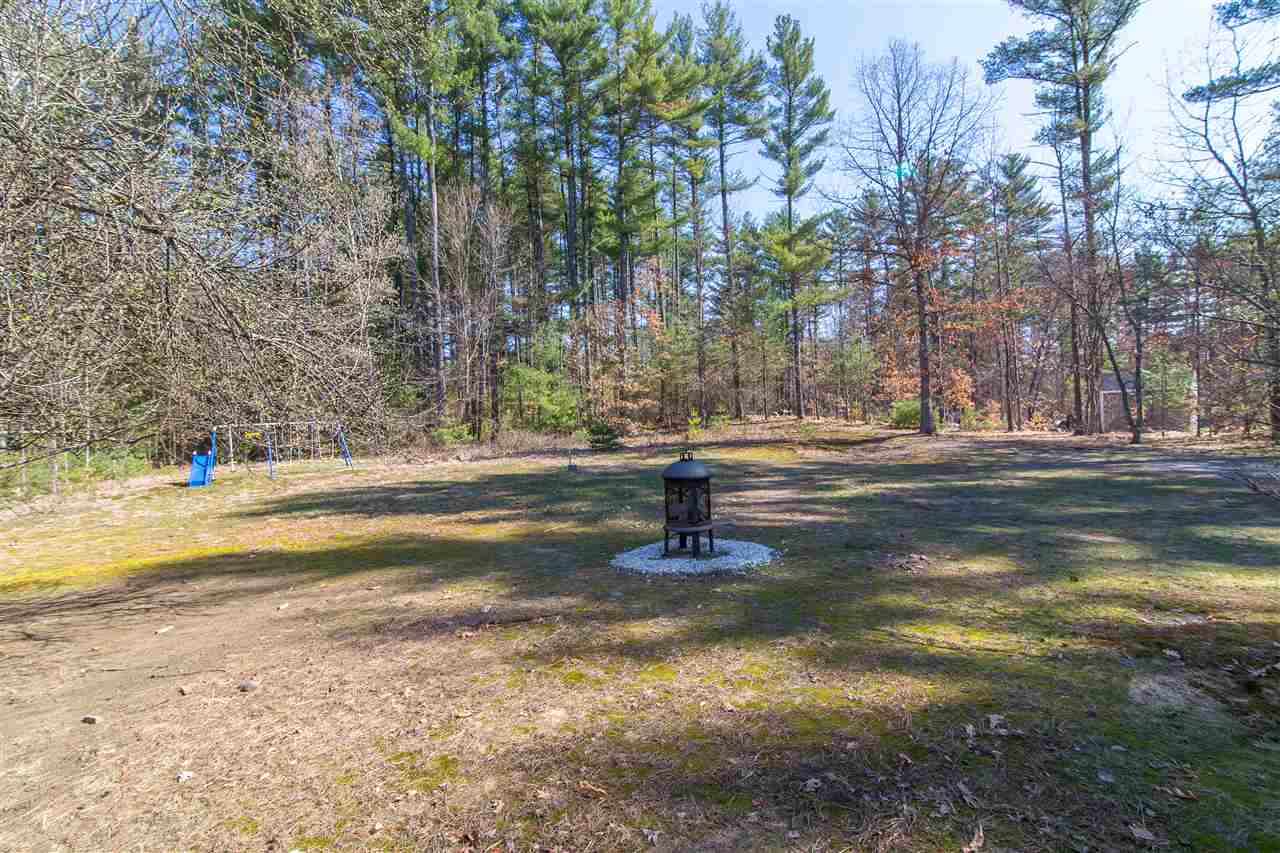 61 Page Road Litchfield, NH 03052 - Photo 25 of 31
