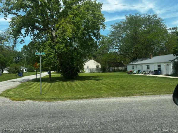 $20,000 | 2665 Tatham Road, Saginaw, MI 48601