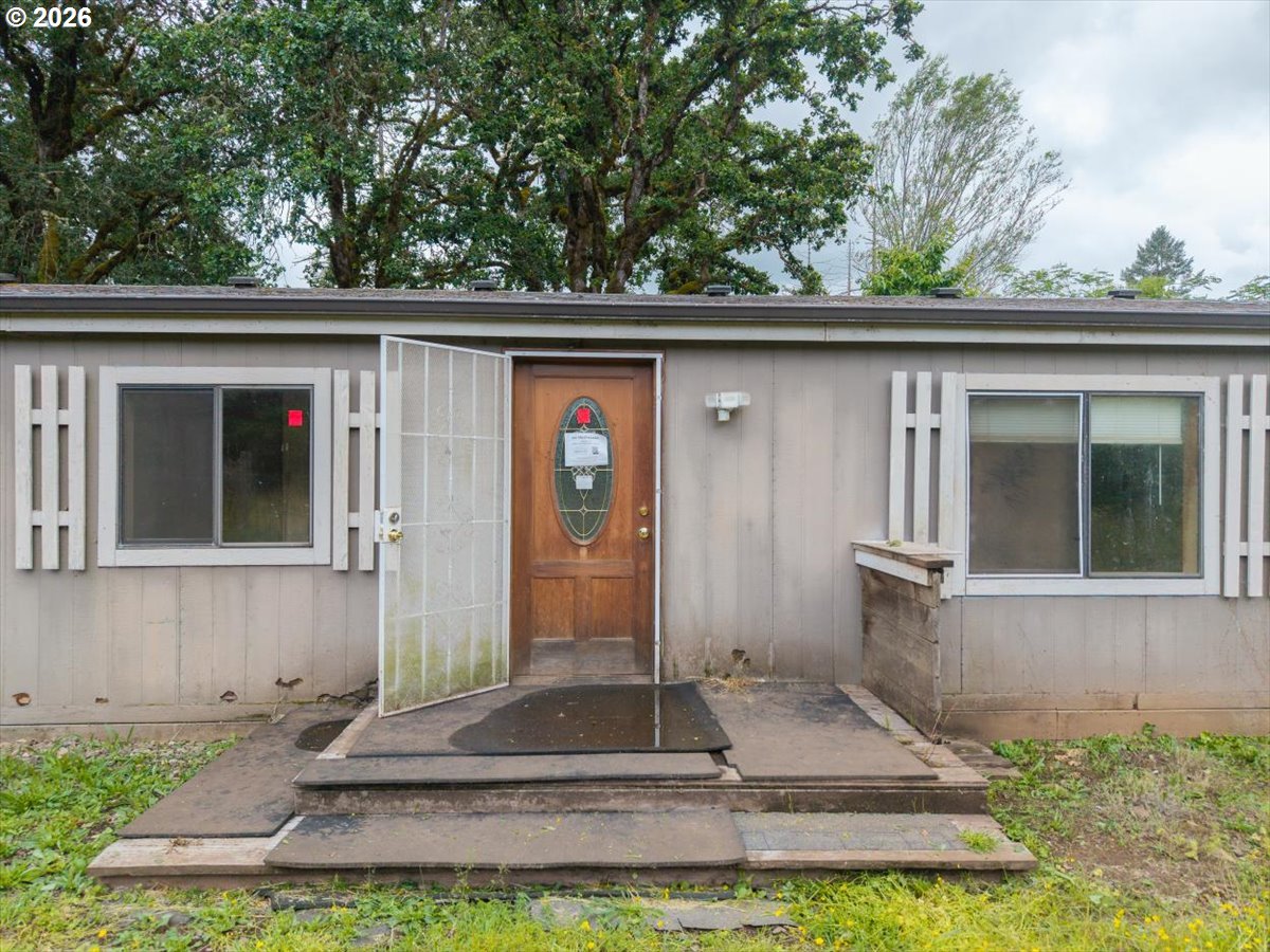 33926 Ford Mill Road Lebanon, OR 97355 - Photo 4 of 35
