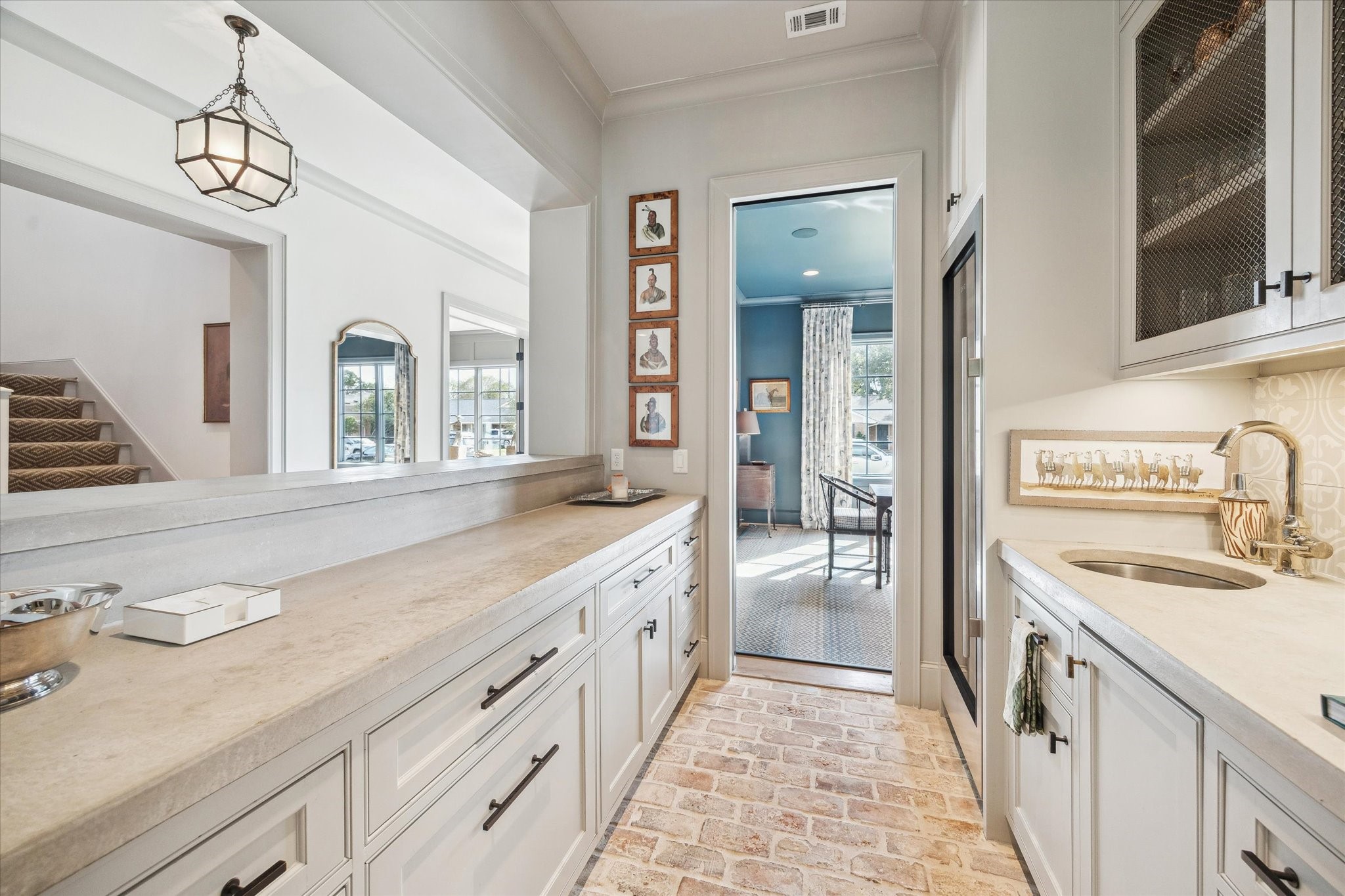 6218 Burgoyne Road Houston, TX 77057 - Photo 9 of 43 a spacious en suite bathroom with a granite countertop double vanity sink a mirror and a shower