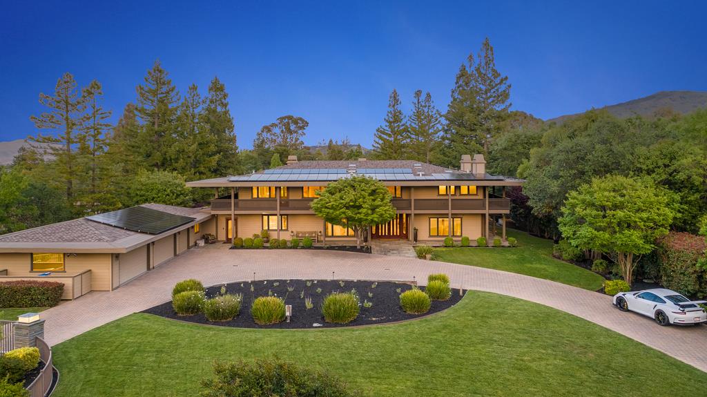 15915 Viewfield Road Monte Sereno, CA 95030 - Photo 2 of 32 Gallery Image 2