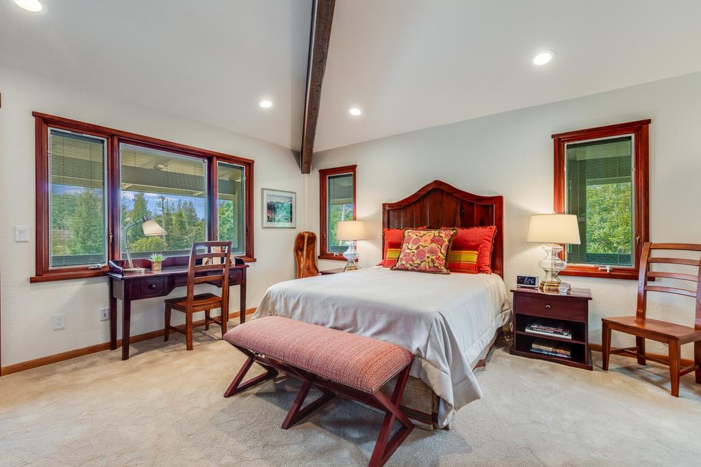15915 Viewfield Road Monte Sereno, CA 95030 - Photo 22 of 32 Gallery Image 22