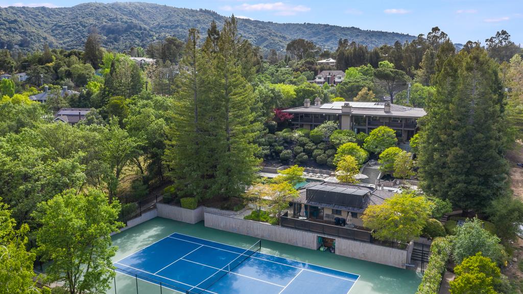 15915 Viewfield Road Monte Sereno, CA 95030 - Photo 29 of 32 Gallery Image 29