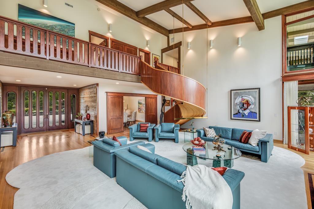 15915 Viewfield Road Monte Sereno, CA 95030 - Photo 7 of 32 Gallery Image 7