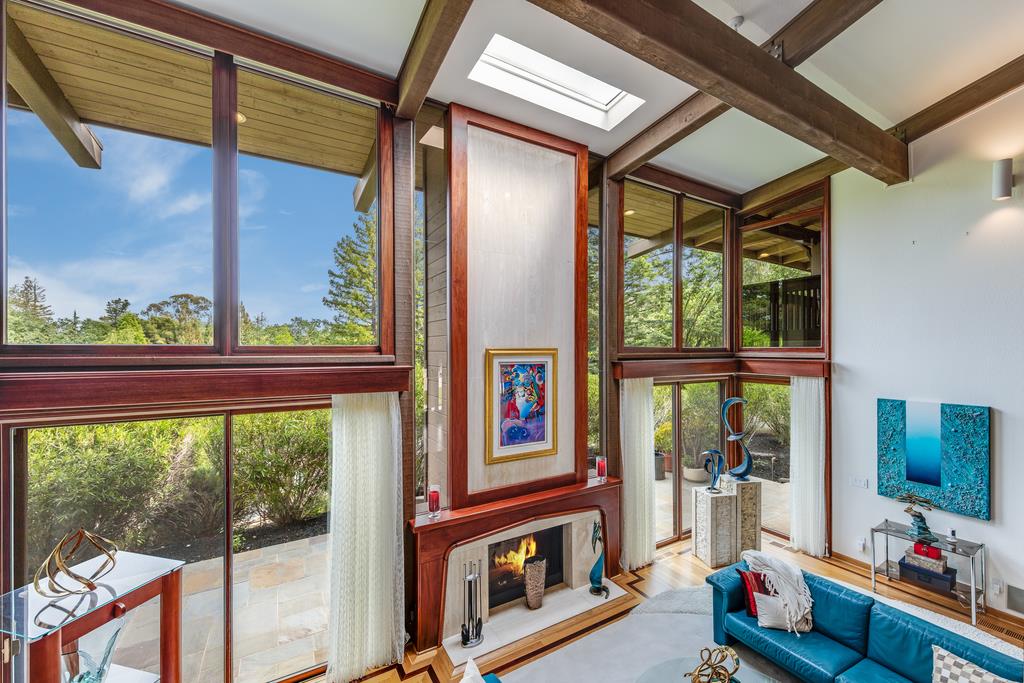15915 Viewfield Road Monte Sereno, CA 95030 - Photo 9 of 32 Gallery Image 9