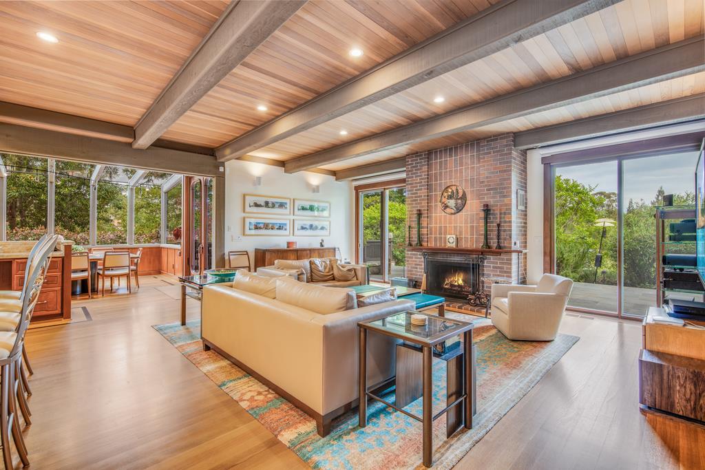 15915 Viewfield Road Monte Sereno, CA 95030 - Photo 10 of 32 Gallery Image 10
