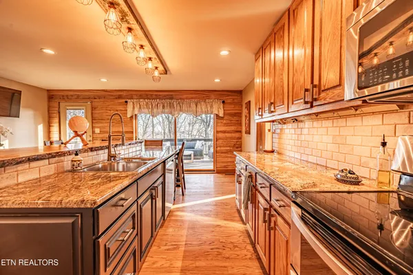 $1,849,900 | 11104 Poplar Ridge Road, Knoxville, TN 37932