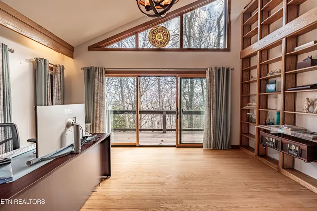 $1,950,000 | 11104 Poplar Ridge Road, Knoxville, TN 37932