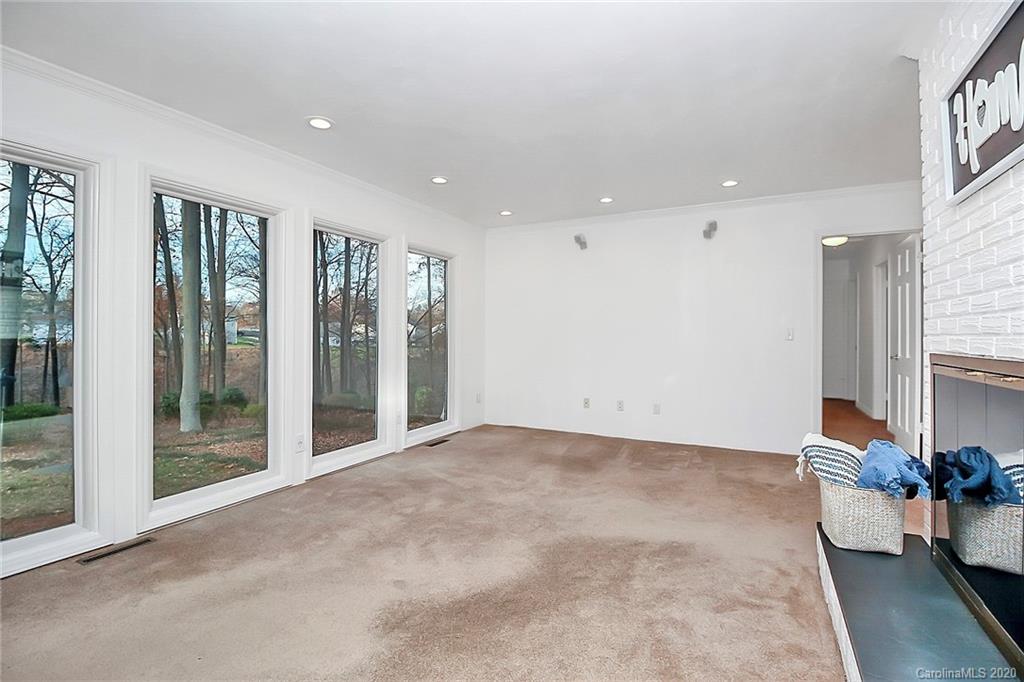7201 Ridge Lane Road, Unit 10 Charlotte, NC 28262 - Photo 12 of 28 Gallery Image 12