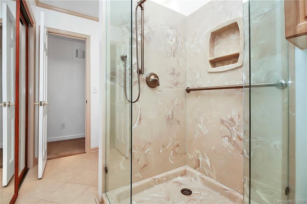 7201 Ridge Lane Road, Unit 10 Charlotte, NC 28262 - Photo 14 of 28 Gallery Image 14