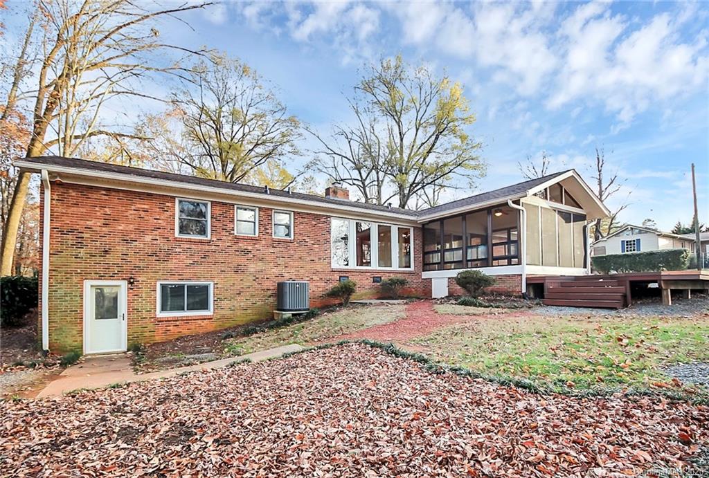 7201 Ridge Lane Road, Unit 10 Charlotte, NC 28262 - Photo 22 of 28 Gallery Image 22