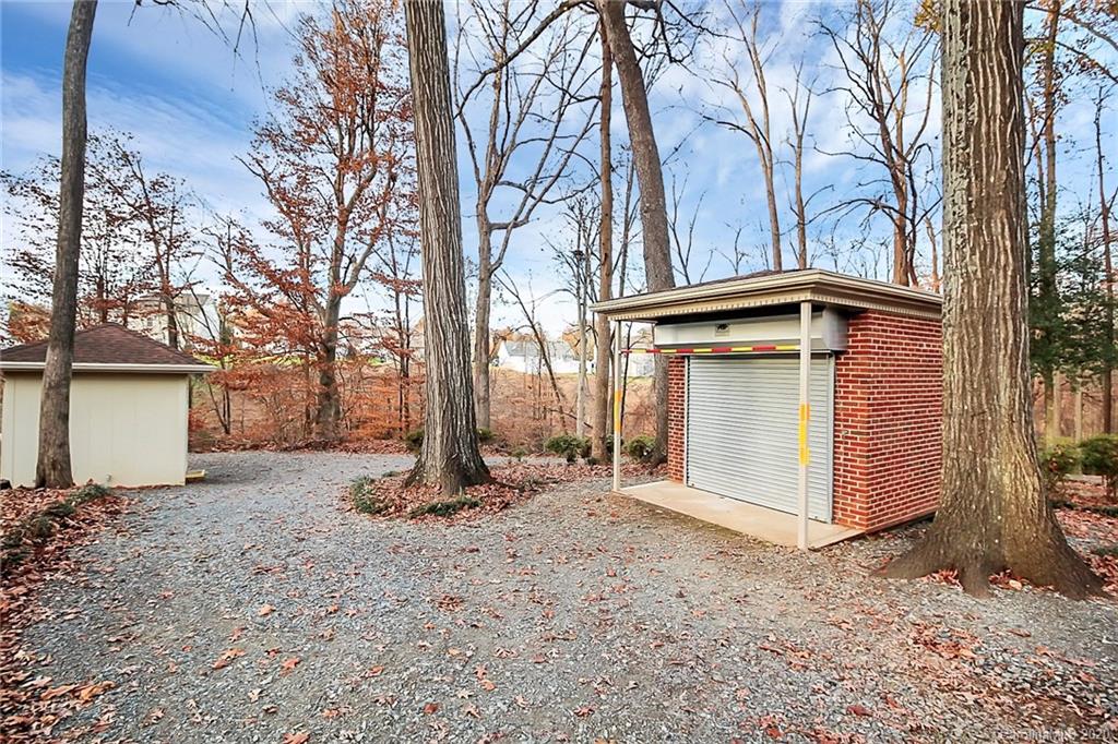 7201 Ridge Lane Road, Unit 10 Charlotte, NC 28262 - Photo 24 of 28 Gallery Image 24