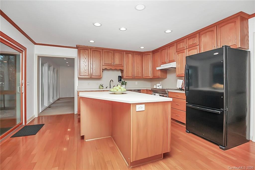 7201 Ridge Lane Road, Unit 10 Charlotte, NC 28262 - Photo 5 of 28 Gallery Image 5