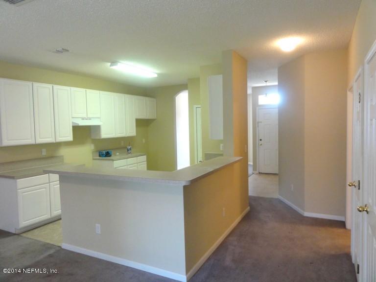 1143 Lee Road Jacksonville, FL 32225 - Photo 2 of 14 Kitchen