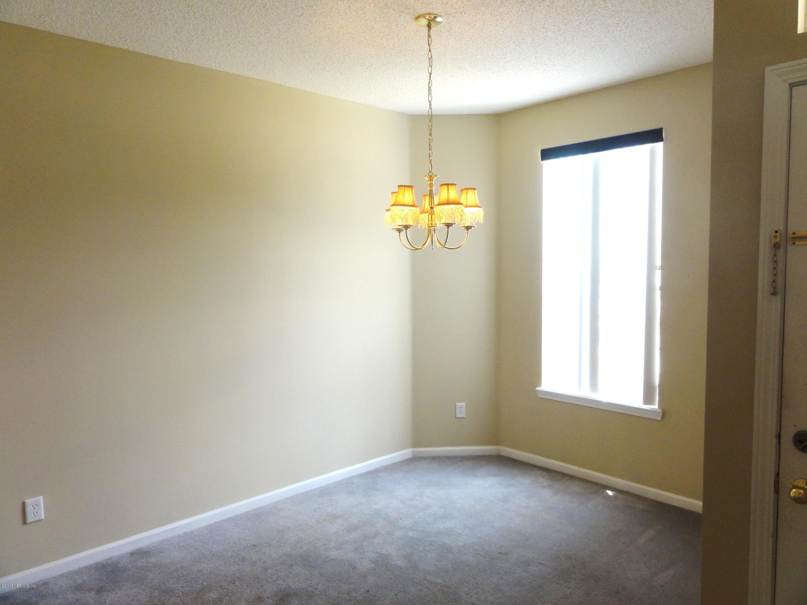 1143 Lee Road Jacksonville, FL 32225 - Photo 5 of 14 Dining Room