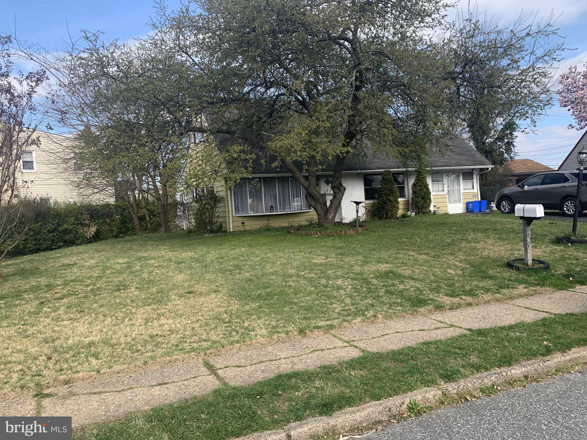 2846 Norcom Road Philadelphia, PA 19154 - Photo 2 of 2 Exterior Front