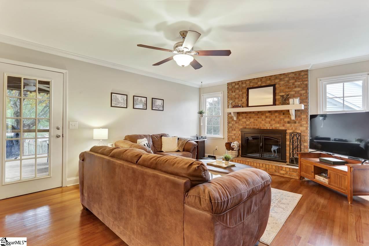 605 Spring Meadow Way Simpsonville, SC 29680 - Photo 11 of 36 Gallery Image 11