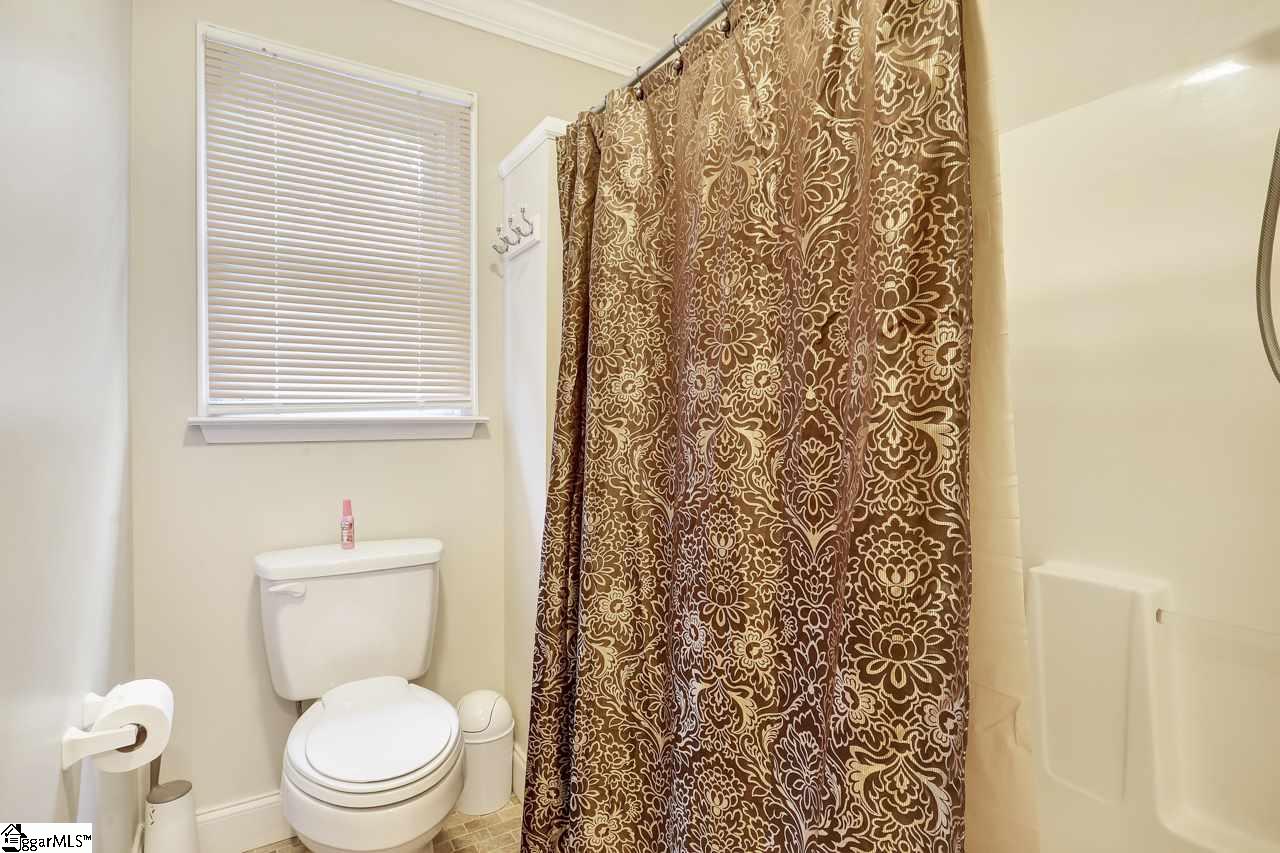 605 Spring Meadow Way Simpsonville, SC 29680 - Photo 24 of 36 Gallery Image 24