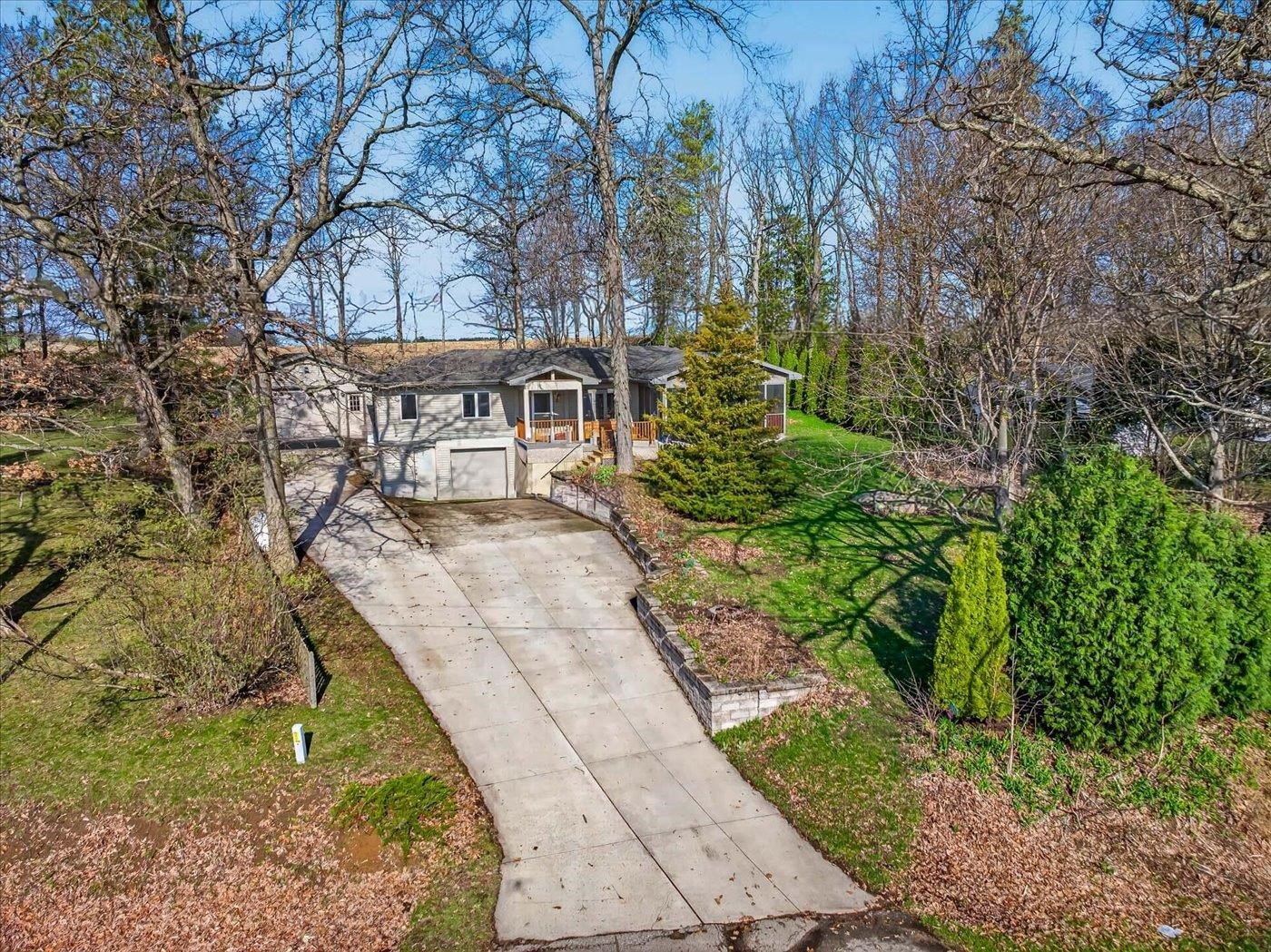 6097 Hellenbrand Road Waunakee, WI 53597 - Photo 2 of 58