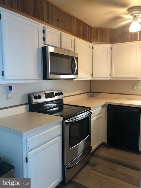7914 Elizabeth Road Pasadena, MD 21122 - Photo 18 of 29 KITCHEN