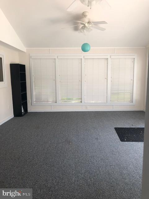 7914 Elizabeth Road Pasadena, MD 21122 - Photo 20 of 29 2ND FAMILY ROOM/SUNROOM