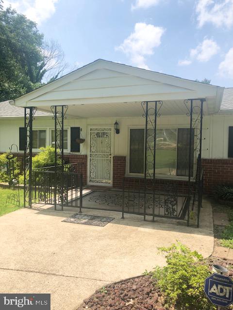 7914 Elizabeth Road Pasadena, MD 21122 - Photo 4 of 29 COVERED FRONT PORCH