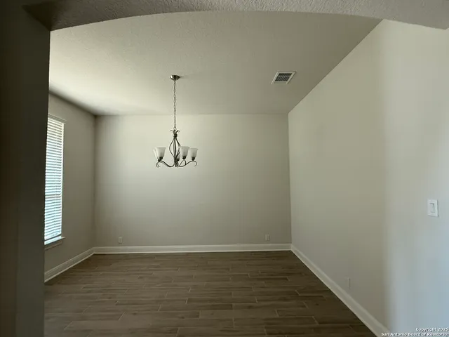 $2,895 | 27610 Falls Cove, Boerne, TX 78015