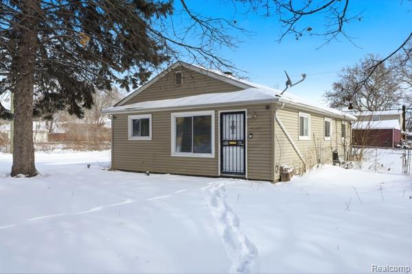 8154 Decatur Street Detroit, MI 48228 - Photo 1 of 18 Gallery Image 1