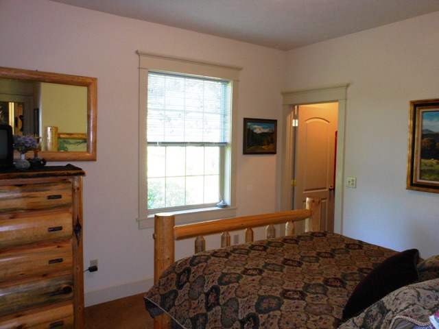 5307 South Corkery Road Spokane, WA 99223 - Photo 6 of 8