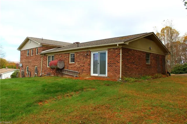 $230,000 | 184 Deer Haven Road, Sparta, NC 28675