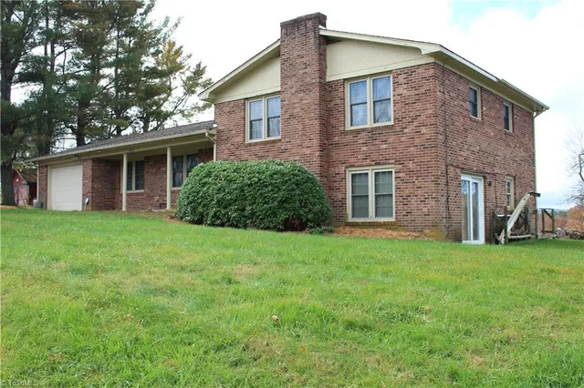 $230,000 | 184 Deer Haven Road, Sparta, NC 28675