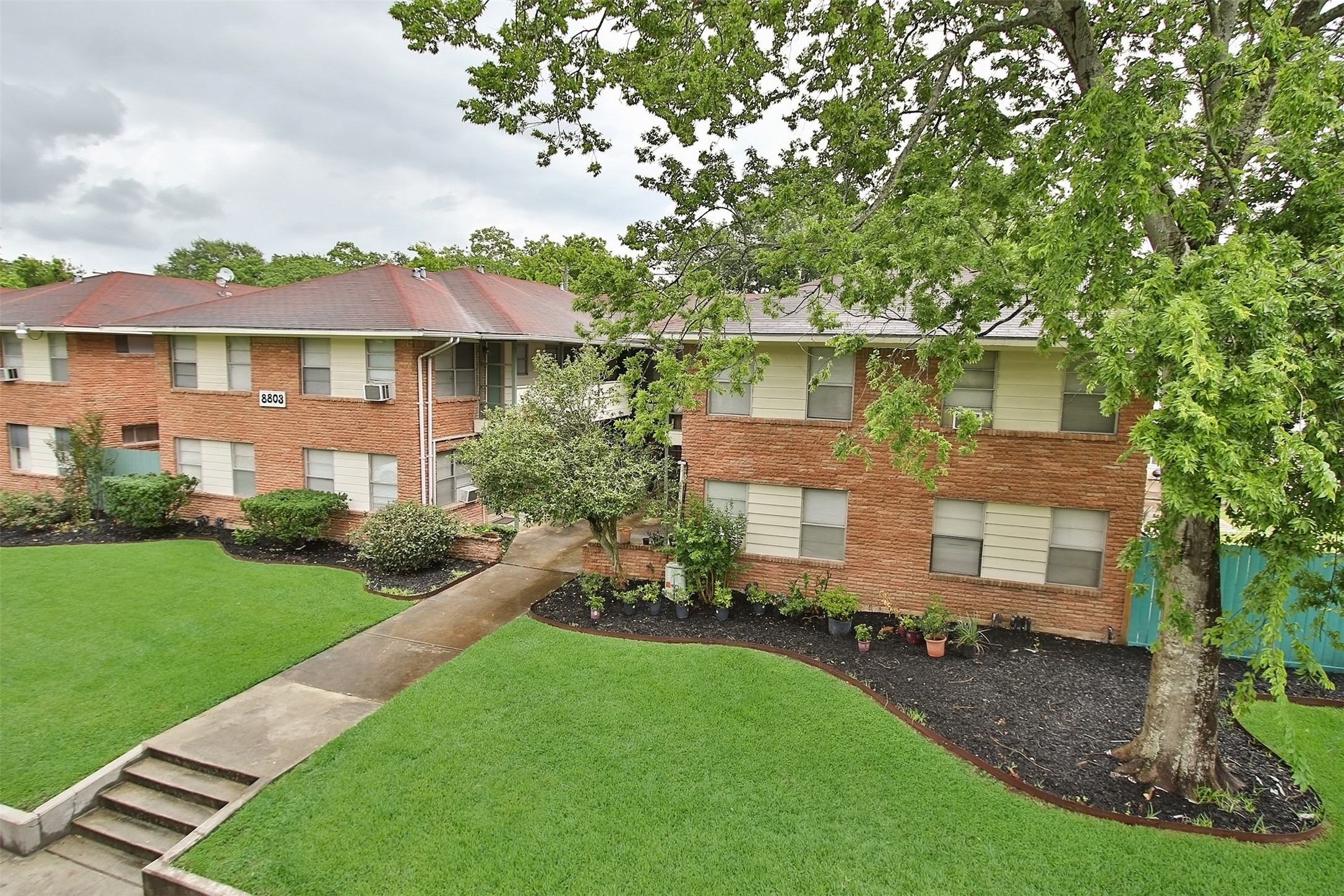 8715 Timberside Drive, Unit 4 Houston, TX 77025 - Photo 13 of 14