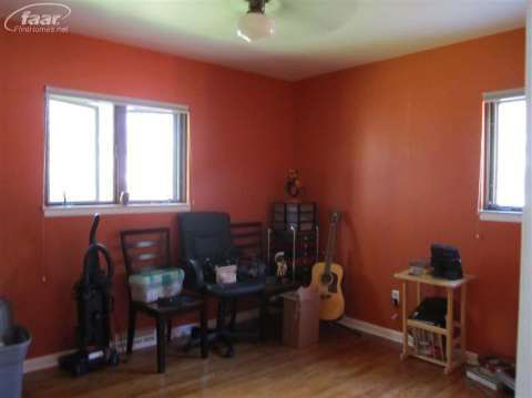 1413 Butcher Road Fenton, MI 48430 - Photo 7 of 15 20367940-6.JPG