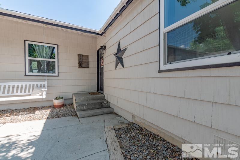 1705 Grandview Avenue Reno, NV 89503 - Photo 3 of 20 Photo 3