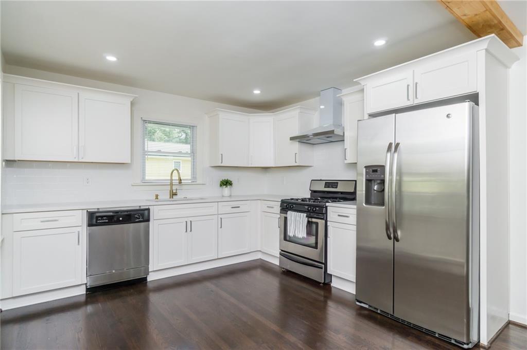 2101 Brockett Road Tucker, GA 30084 - Photo 6 of 23 Gallery Image 6