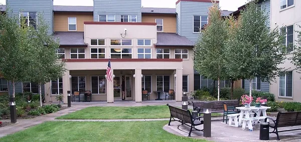 $3,250 | 6900 South 37th Avenue, Seattle, WA 98118