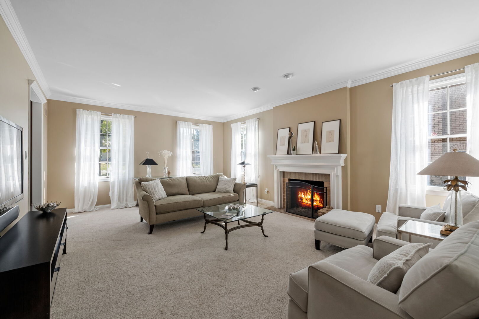 728 Stonebridge Road Frankfort, IL 60423 - Photo 5 of 36 Gallery Image 5