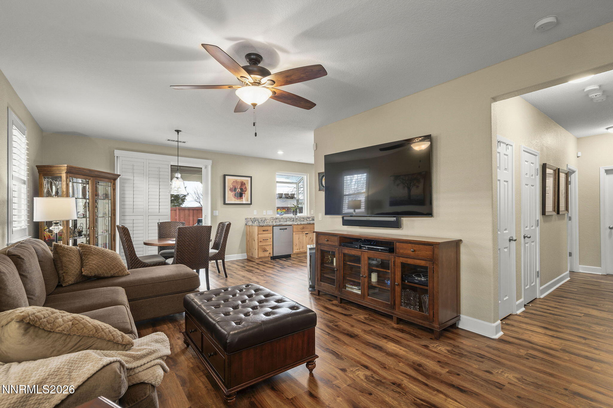 325 Manciano Way Reno, NV 89521 - Photo 6 of 21 6-web-or-mls-_DSC0494