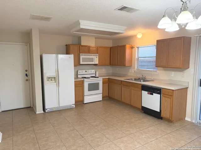 $1,495 | 8130 Sandbar Point, San Antonio, TX 78254