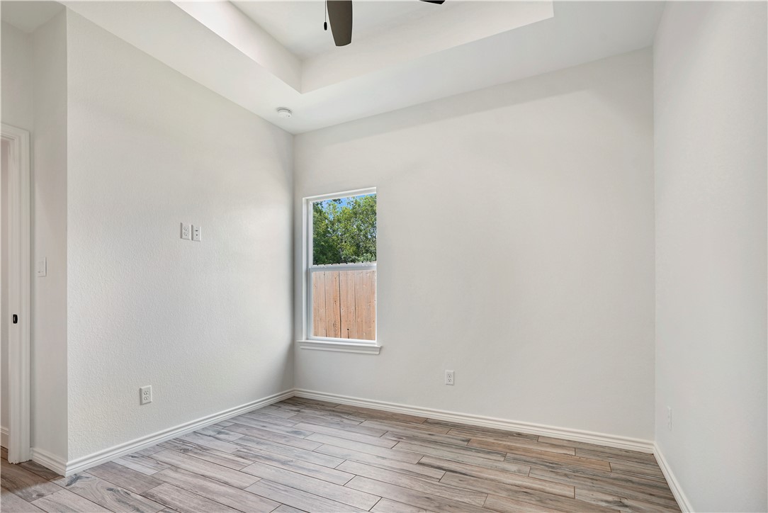 402 South Brazos Avenue Bryan, TX 77803 - Photo 14 of 19