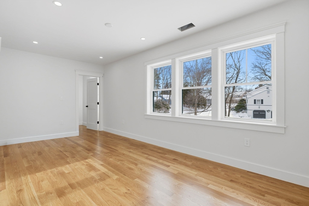 15 Mayflower Road Winchester, MA 01890 - Photo 30 of 39