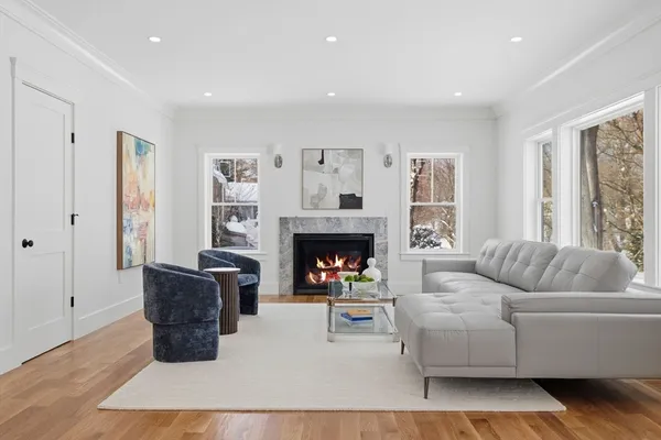 $3,425,000 | 15 Mayflower Road, Winchester, MA 01890