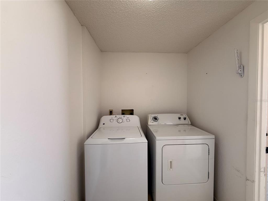 9264 Manchester Street Spring Hill, FL 34606 - Photo 20 of 40