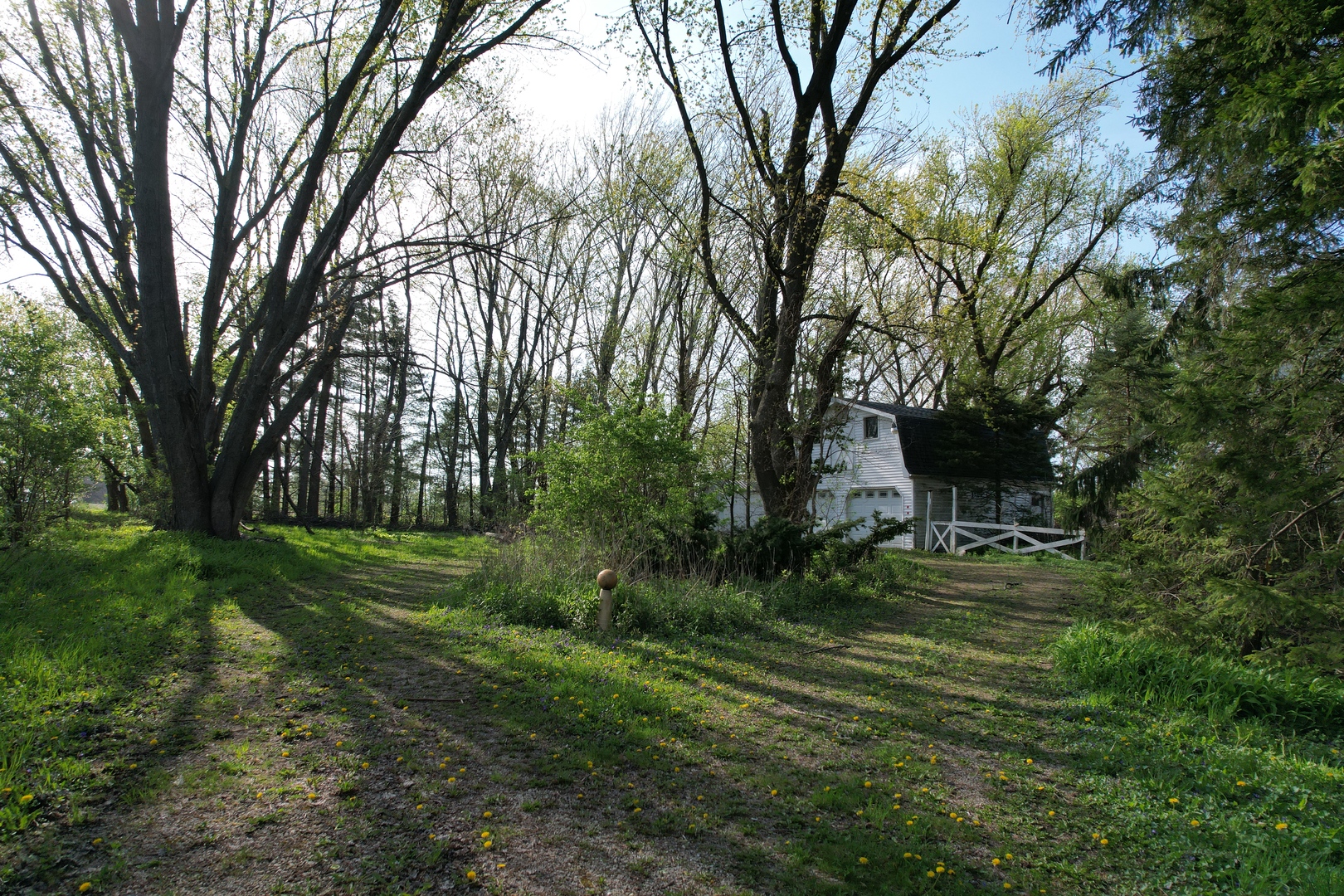 7007 Johnson Road Hebron, IL 60034 - Photo 3 of 8