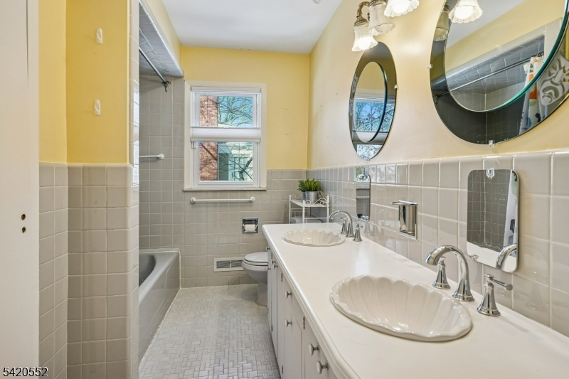 3 W Road West Orange, NJ 07052 - Photo 21 of 46